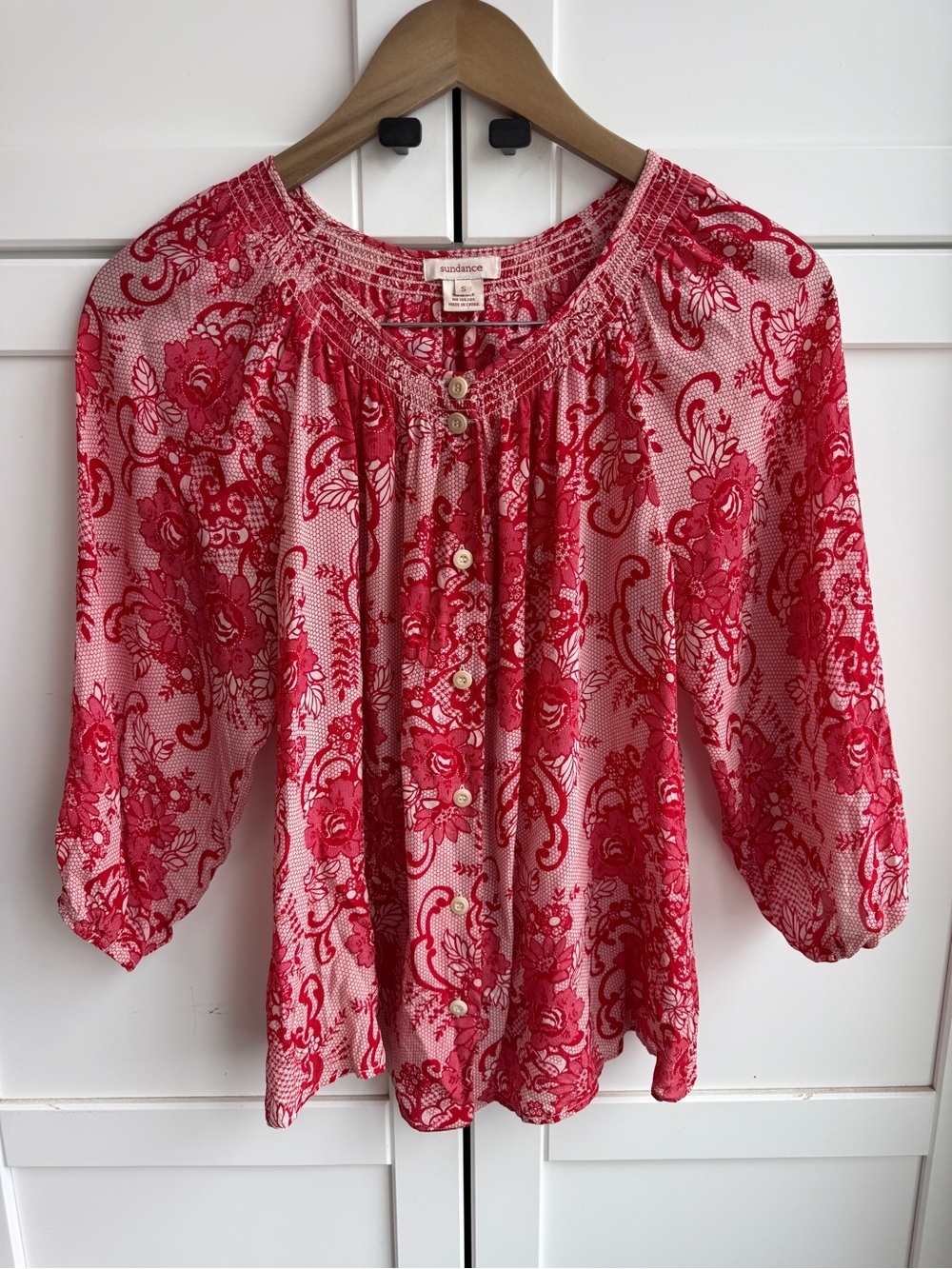 Sundance 100% Silk Red Floral Peasant Blouse Size S